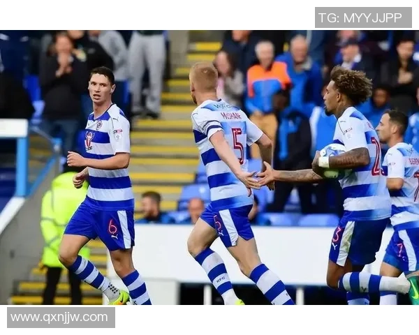 雷丁主场迎战富勒姆争夺关键三分双方全力以赴力争胜利